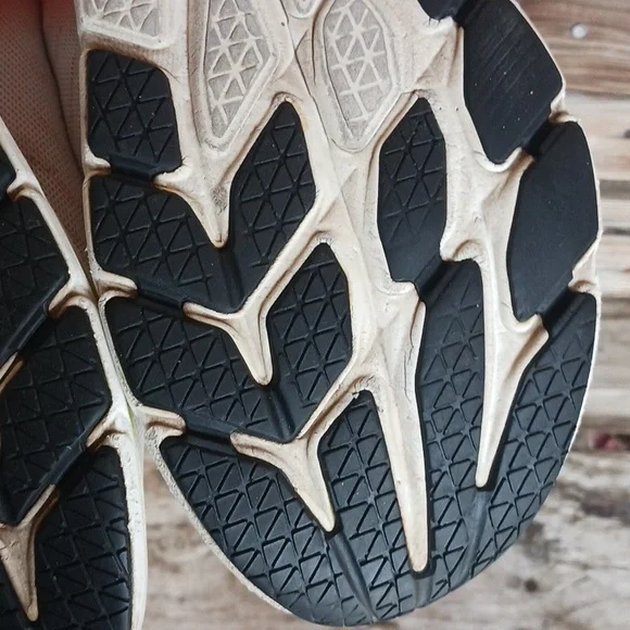 Hoka Bondi  X - Picture 15 of 16